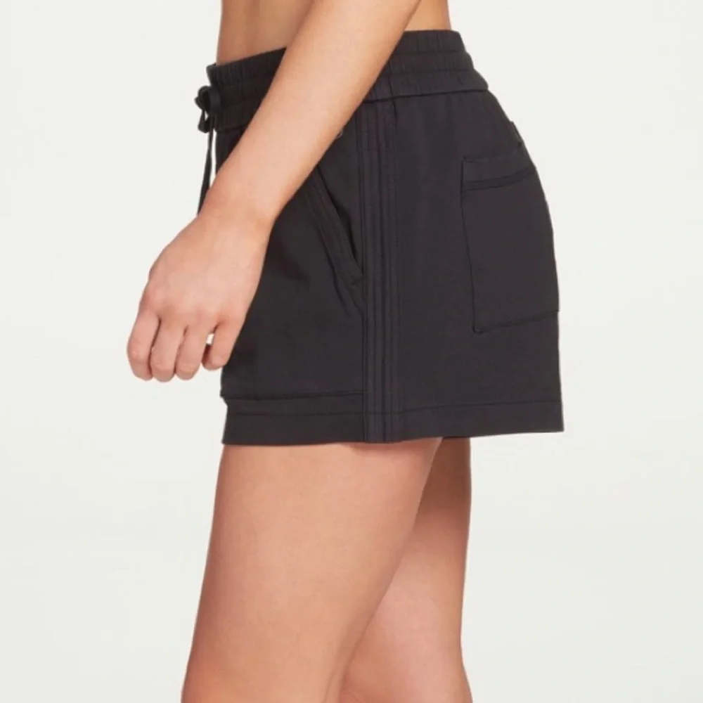 CALIA TwillFlex Trapunto Shorts